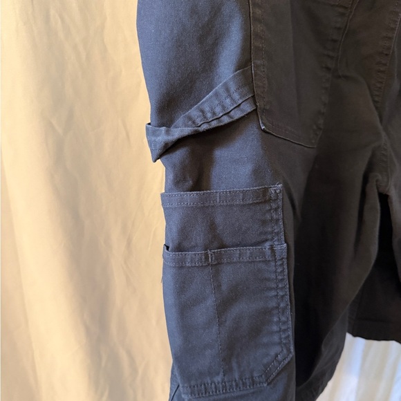 Duluth women’s firehouse flex Navy Shorts - Picture 8 of 10